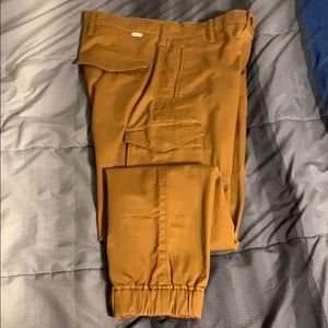 Levi cargo joggers